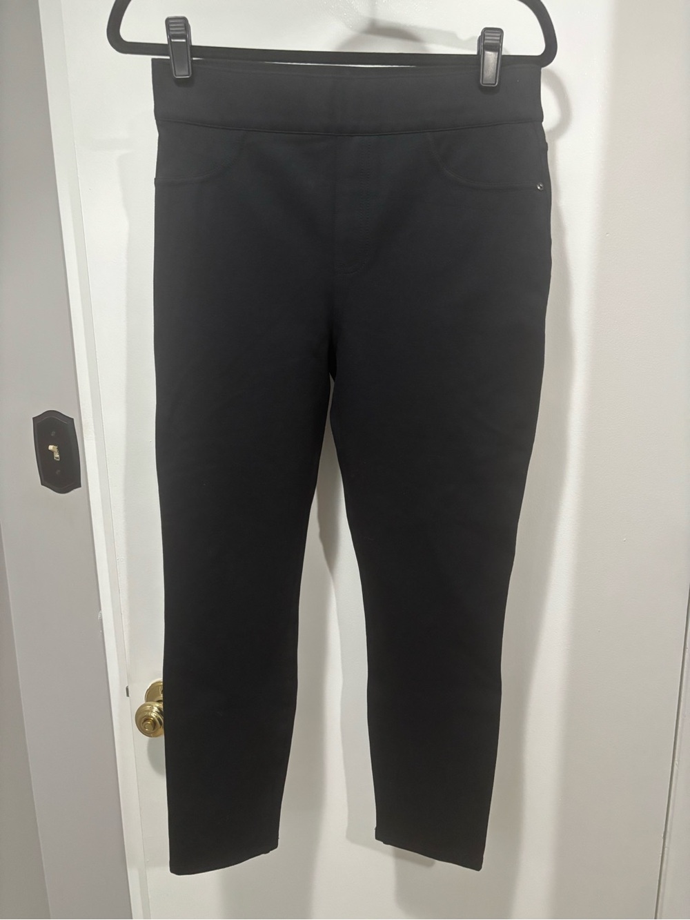 SPANX Black Ankle-Length Pull-On Ponte Pants